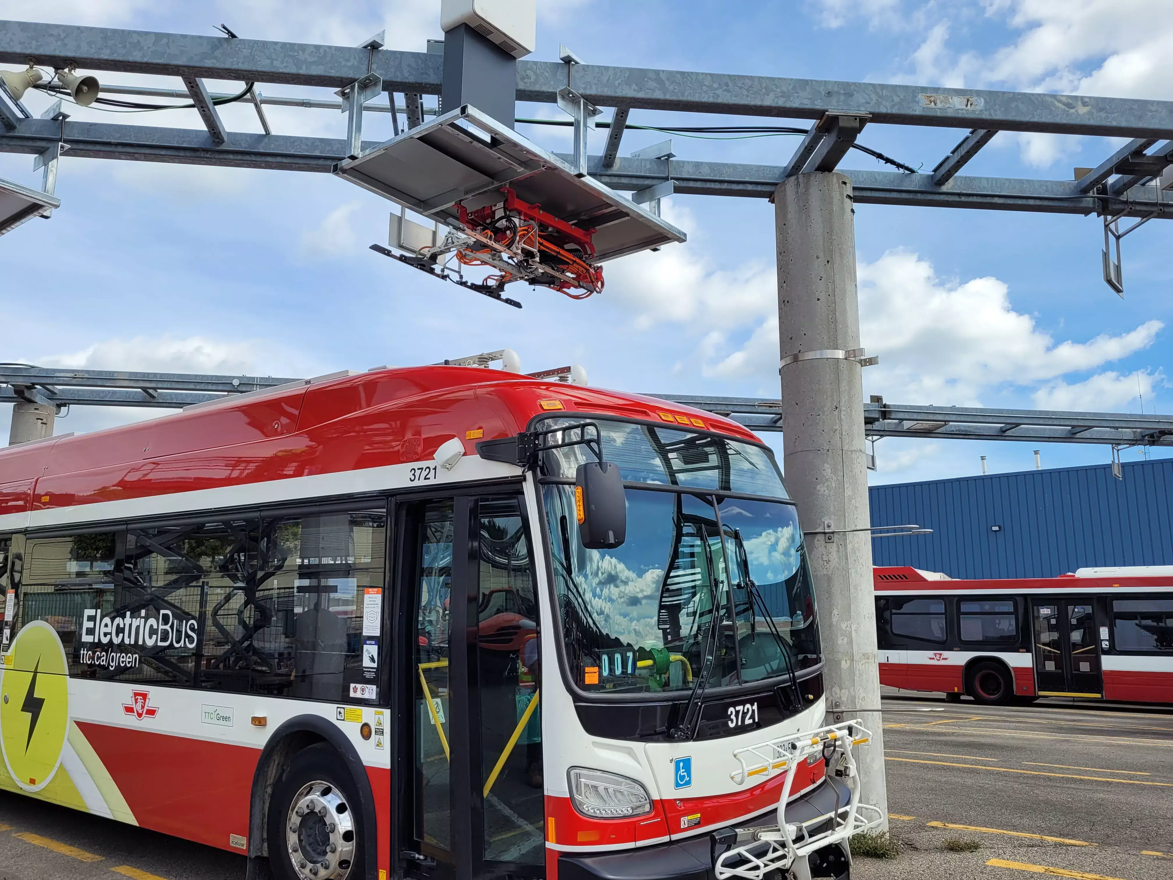 Electrified TTC bus